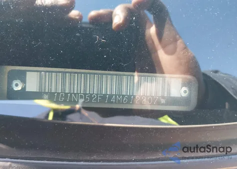 2004 Chevrolet Classic из США, поврежденный, VIN 1G1ND52F14M612207